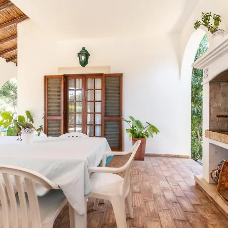 阿科索尔法鲁莱克斯酒店